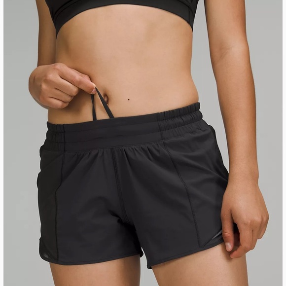 lululemon athletica Pants - LULULEMON Hotty Hot Shorts